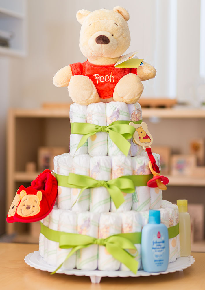 winnie-the-pooh-diaper-cake